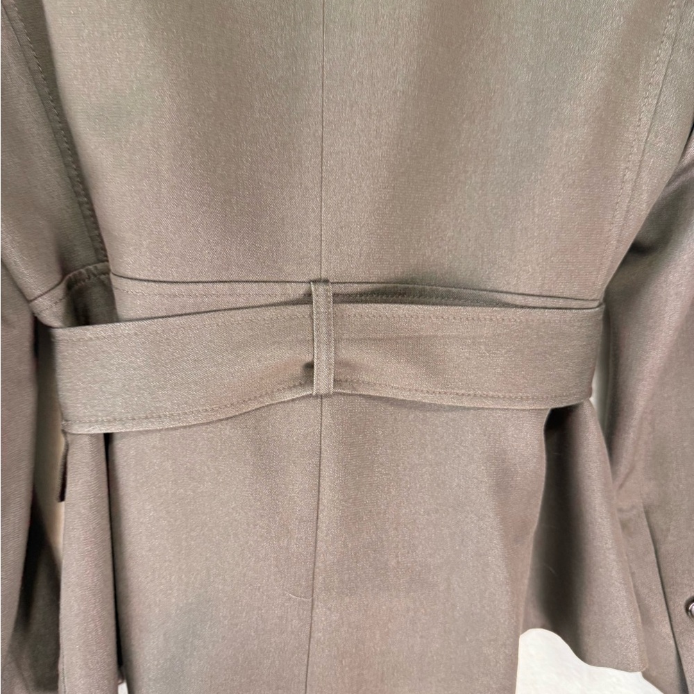 T Tahari Dark Brown Two-Piece Belted Blazer Suit - Picture 8 of 16